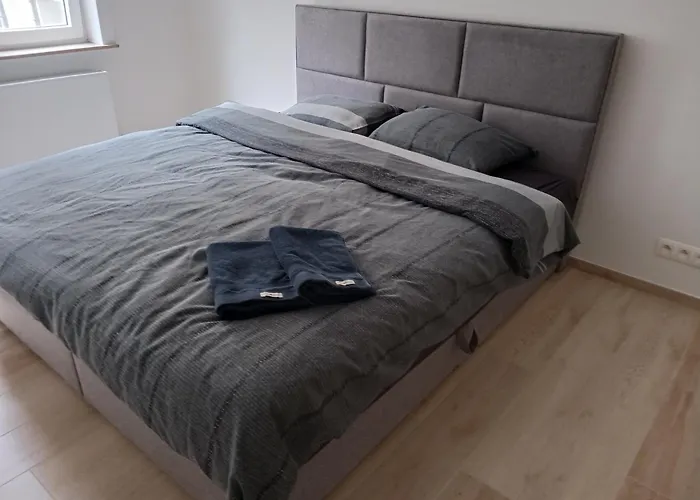 Louis Vlak Bij De Zee 아파트 *